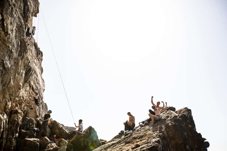 Cascais: Casa da Guia Rock Climbing Experience by the Sea - Who should book this, and who should skip it