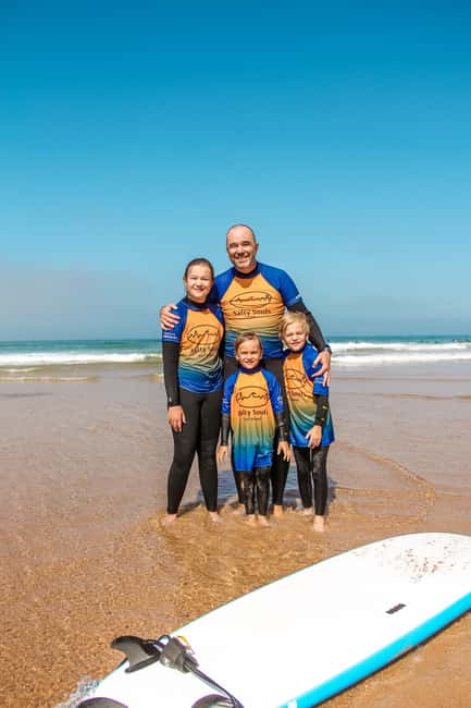 Cascais: Local Surf Experience - What actually happens once you hit the sand