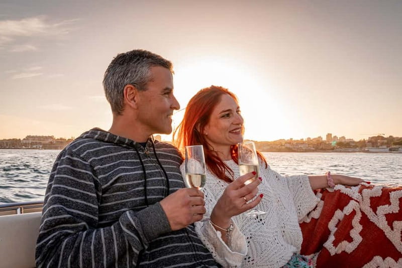Cascais: Private boat with skipper, fuel, food and drinks - What you’ll actually do on the coast (Lisboa views, Estoril shore, and a real sea break)