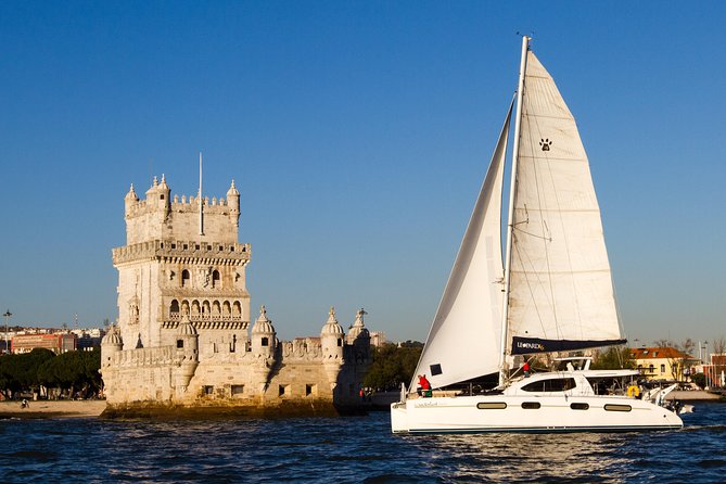 Catamaran Cultural Tour through Lisbon - From Terra Incógnita Dock to a Calm Start on the Tagus