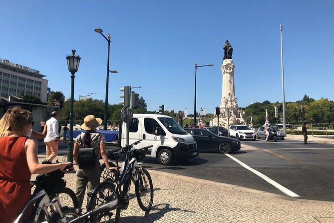 Central Lisbon E-Bike Tour - The ride, stop by stop: from Eduardo VII views to Commerce Square drama