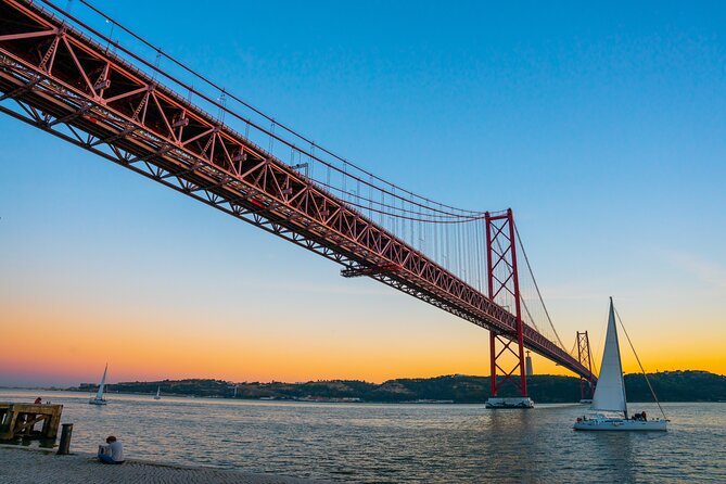 Charms of Lisbon: Alfama Tapas Tour & Sunset Sailing with Wine - Alfama Streets With an Expert Guide (and What It Changes)
