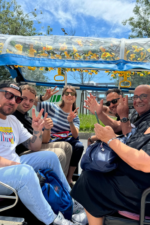 City Highlights Eco Tuk Tours - Where You Meet: Sophia vs Hard Rock Cafe, and Why It Helps