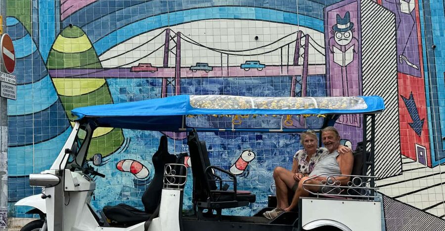 City Highlights Eco Tuk Tours - Electric Tuk-Tuk Rhythm: How the 1.5 Hours Actually Feels