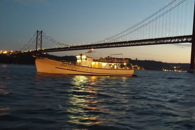 Classic Yacht Experience in Lisbon with portuguese wine - Why a Tagus River sail beats Lisbon from the street