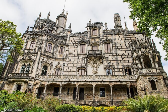 Come Live a Dream and be Part of the History of Portugal - Stop 5: Sintra’s Centro Historico cake break and palace-outside views