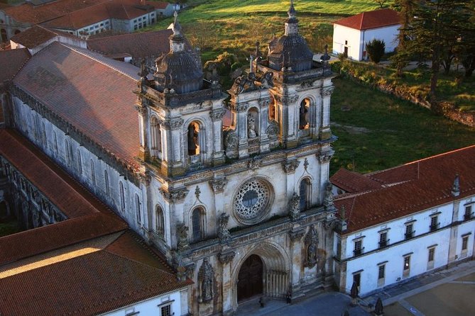 Convent of Christ, Batalha and Alcobaça Monasteries Tour from Lisbon - Convento de Cristo in Tomar: Knights Templar headquarters and the Charola