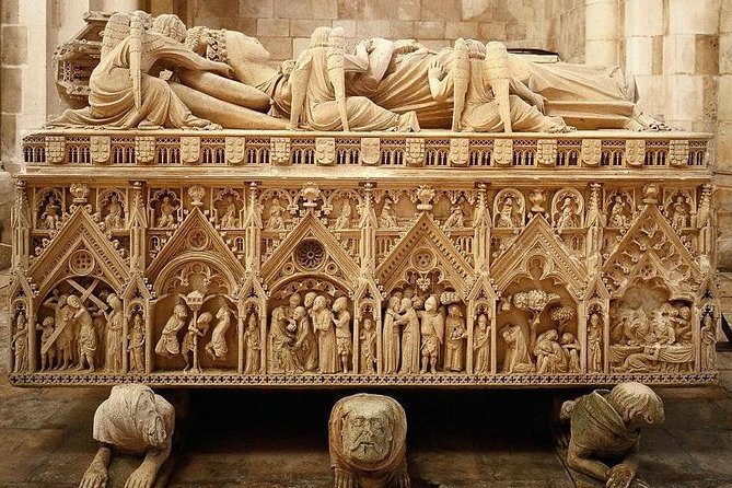 Convent of Christ, Batalha and Alcobaça Monasteries Tour from Lisbon - Alcobaça Monastery: Cistercian calm and a tragic love story