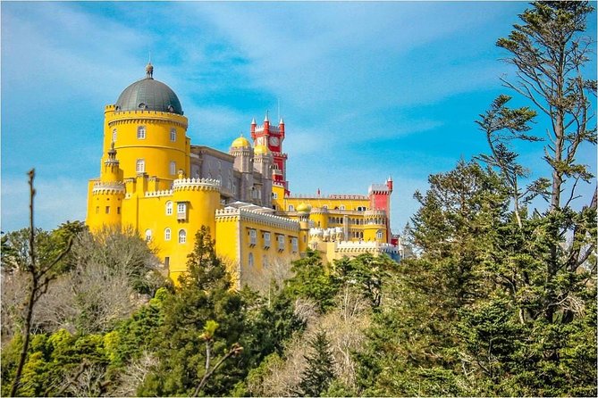 DayTrip from Lisbon to Sintra+Cascais PRIVATE TOUR-small groups - The big idea: why this Sintra + Cascais day feels different