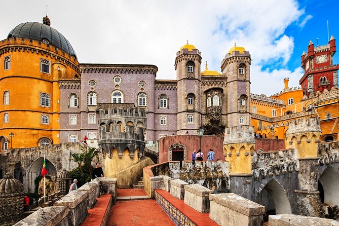 DayTrip from Lisbon to Sintra+Cascais PRIVATE TOUR-small groups - Price and value: what you’re paying for (and what’s extra)