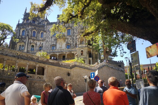 DayTrip from Lisbon to Sintra+Cascais PRIVATE TOUR-small groups - The car and walking reality: who this tour fits best