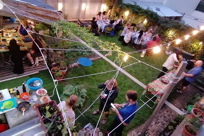 Dinner at at local's chef sweet home - Who should book this Lisbon dinner (and who might not love it)