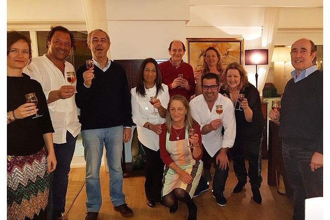 DINNER OR TAPAS in a Poruguese Home - A calm dinner with real Portuguese reasons