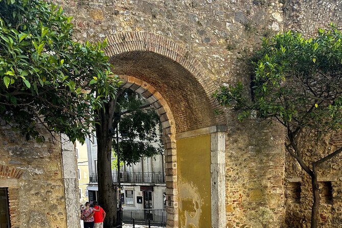 Discover Ancient Lisbon of Tuk Tuk with a local guide - Bairro da Graça: tiles, color, and neighborhood personality