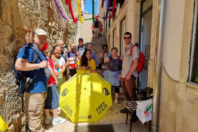 Discover Lisbon's Alfama: Secrets of the Old Town - Castelo de São Jorge in 15 minutes: the history-and-views payoff