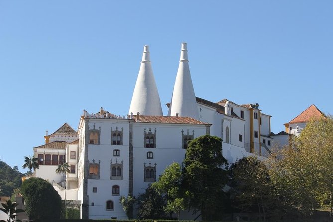 Discover Sintra and Cascais by comfy van - Private Full Day Tour - Hotel pickup and air-conditioned van: the practical win