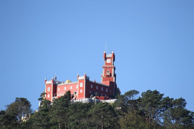 Discover Sintra and Cascais by comfy van - Private Full Day Tour - Choosing your one Sintra monument: your decision matters