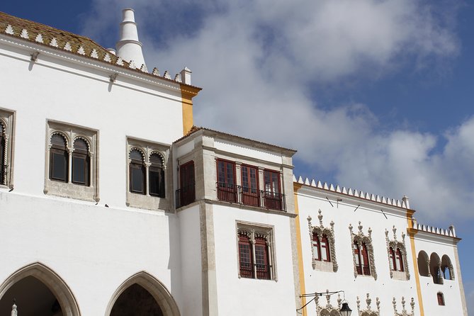 Discover Sintra and Cascais by comfy van - Private Full Day Tour - Estoril drive-by: a quick historical beat on the way home