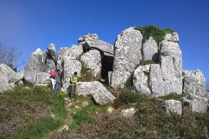 Discover Sintra's Hidden Trails: A Unique Hiking Experience - Stop 2: the main natural wonders hiking segment and the views