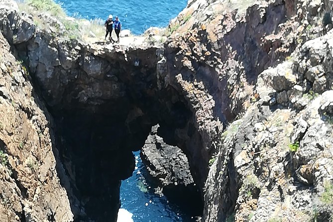 Discover Sintra's Hidden Trails: A Unique Hiking Experience - English guidance with pace support (and why Rob’s style matters)