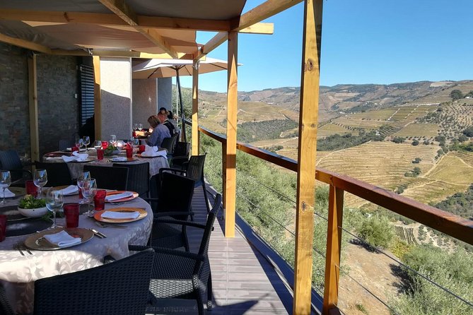Douro Valley Private Wine Tour From Lisbon - Price and value: when $434.46 makes sense
