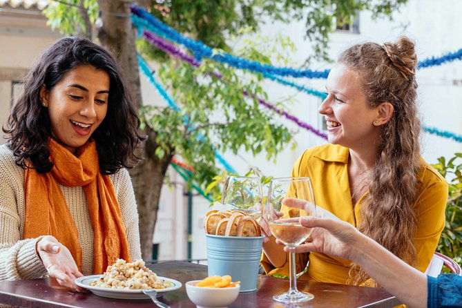 Drinks & Bites in Lisbon Private Tour - How a Private Guide Can Actually Improve Your Eating