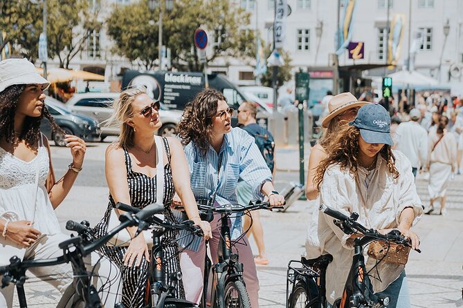 E-bike Tour Lisbon Essential - The guides: why names keep coming up