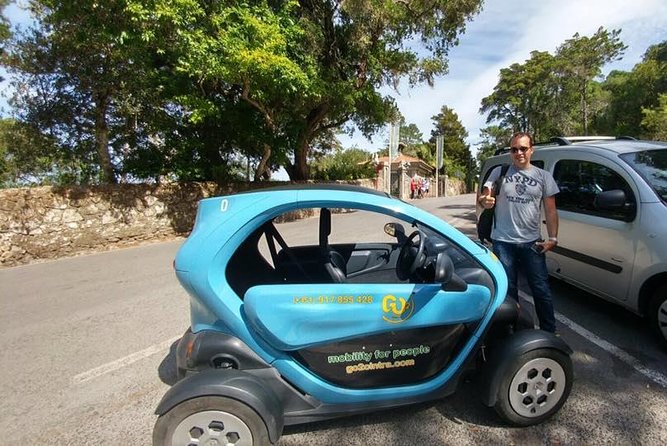 E-Car Self Guided/ Regaleira / Monserrate/ Palacio Pena / Mouros - Driving the Twizy: easy in concept, plan for battery and comfort