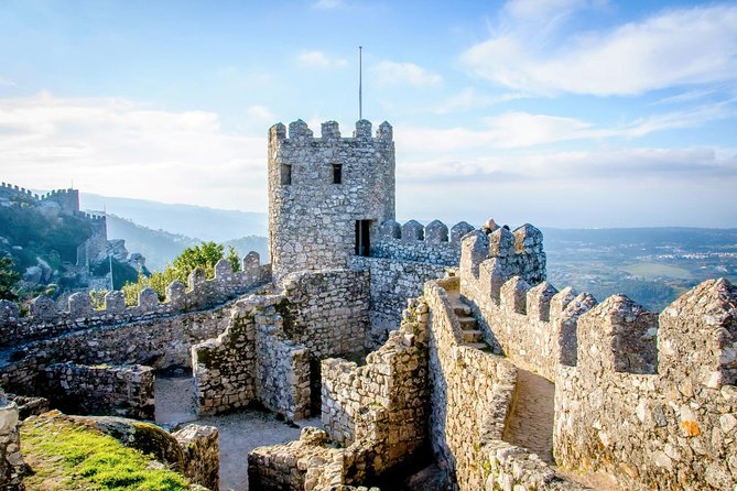 E-Car Self Guided Tour / Palacio da Pena / Regaleira / Monserrate - Stop 2: Castelo dos Mouros, from ancient origins to moon myths
