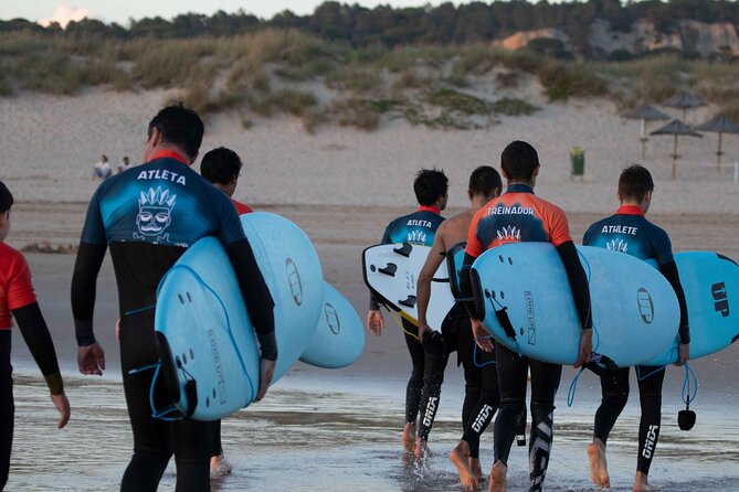 Epic Surf Lesson in Costa da Caparica - Costa da Caparica surf lesson basics: why Fonte da Telha works