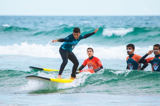 Epic Surf Lesson in Costa da Caparica - The 2-hour flow: warm-up, sand theory, then water time