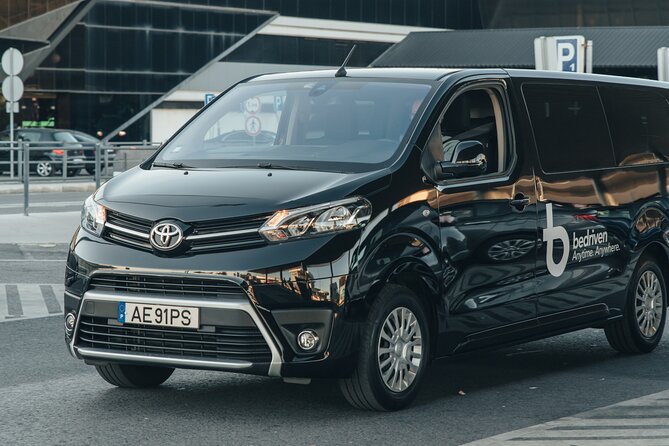 Estoril, Cascais or Sintra Private Transfer to Lisbon - Driver Meet-and-Greet and Traffic Smarts Near the Airport