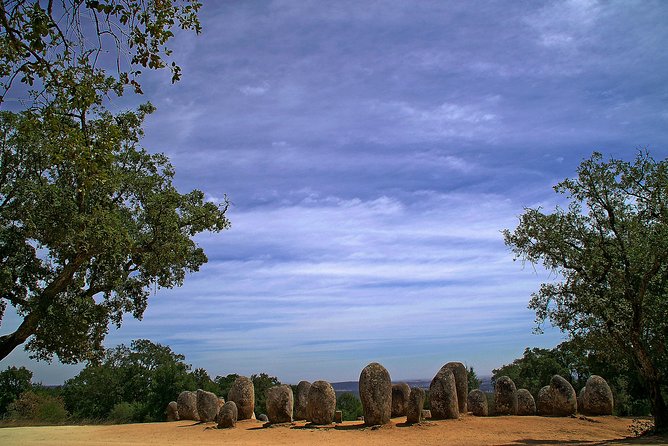 ÉVORA Megalithic Almendres Cromlech - Key moments that make this tour work