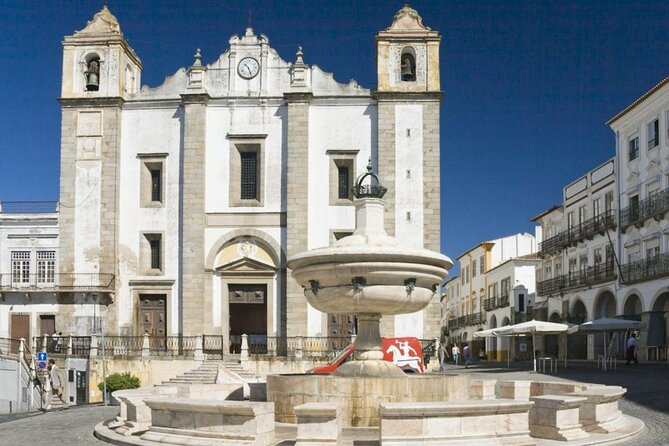 Évora Private Tour - Cork Factory Visit Included - Exploring Évora’s Sacred and Civic Stops in One Efficient Flow