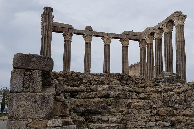 Évora Private Tour - Cork Factory Visit & Wine Tasting Included - The Tagus River bridge pass: a long view break