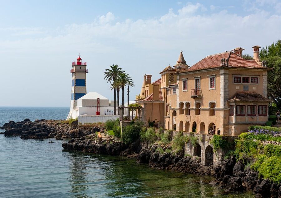 Exclusive tour by car - Sintra city and Cascais city - Cascais Center: 70 Minutes to Wander and Choose Your Mood