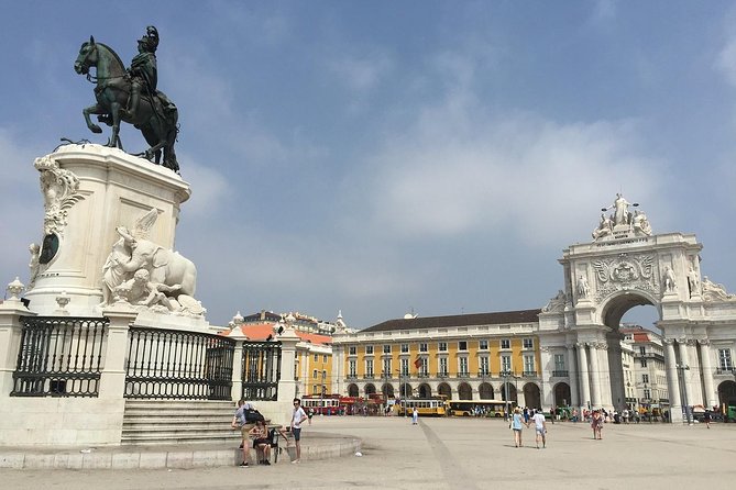 Explore Lisbon: Private & Customizable Half-Day Sightseeing Tour - Belém Tower (Torre de Belém): Defense Meets UNESCO