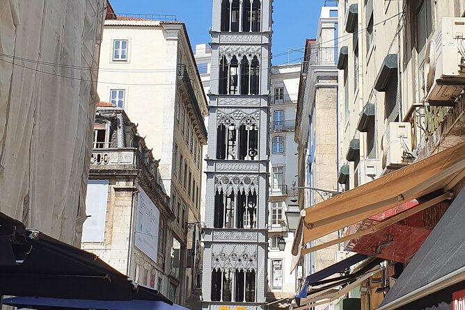 Fado TukTuk Tour 120 mins (Max 4 people) - Price and logistics: what $270.36 per group buys you