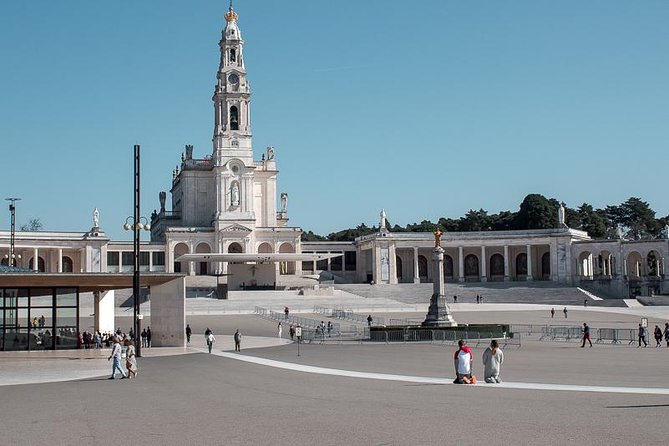 Faith and Heritage: Fátima, Batalha, Nazaré, Óbidos from Lisbon - Batalha: UNESCO monastery country and a different kind of Portugal