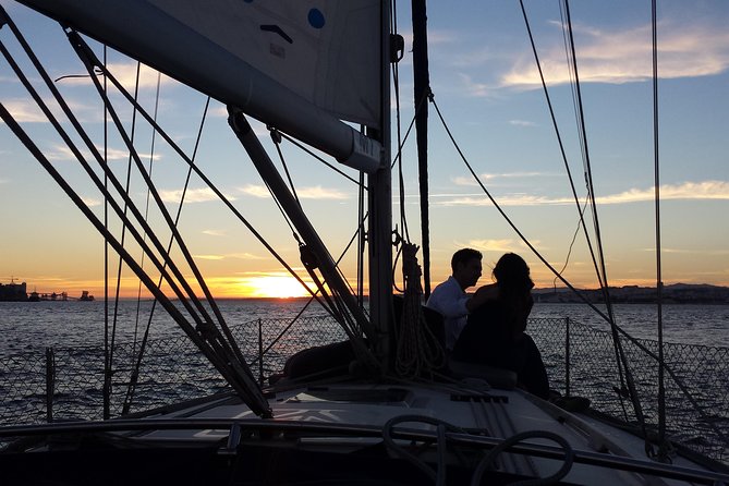 Fall in love in Lisbon! - Why this Lisbon sunset sail feels special