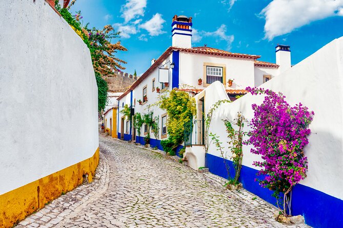 Fatima, Batalha, Nazaré and Óbidos: Private Full Day Tour - Fátima Sanctuary and Aljustrel: why two hours feels like the right amount