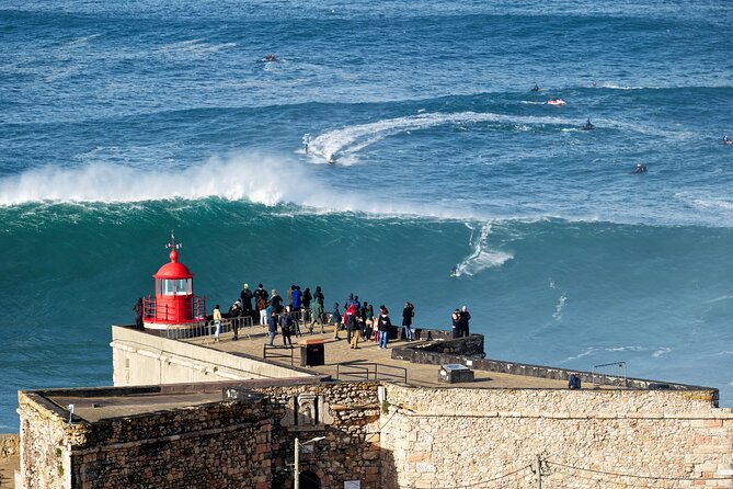 Fatima, Batalha, Nazaré and Óbidos: Private Full Day Tour - Nazaré beach and the myth-meets-science of giant waves