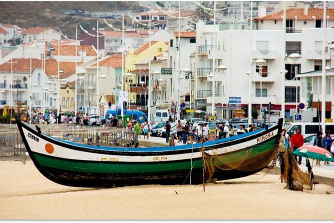 Fátima – Batalha – Nazaré – Óbidos: FAITH, HISTORY, AND BEAUTY - Nazaré: Lunch at a Traditional Spot Plus North Beach Views