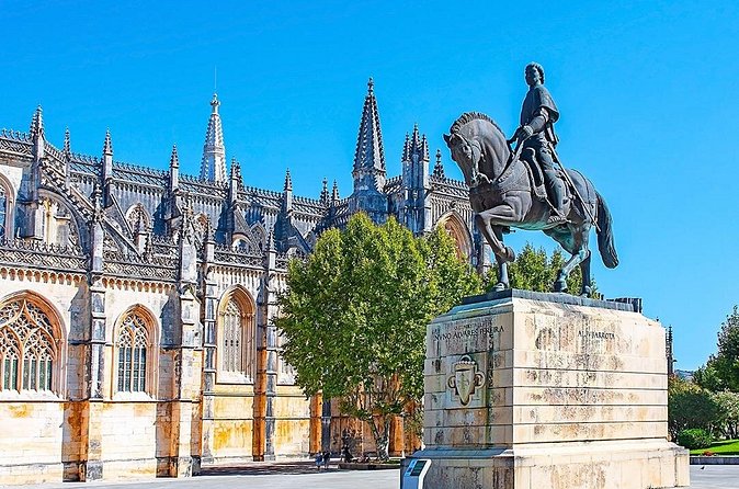 Fatima, Batalha, Nazare, Obidos Private Experience - Stop 1: Fátima Sanctuary and the story behind the appearances