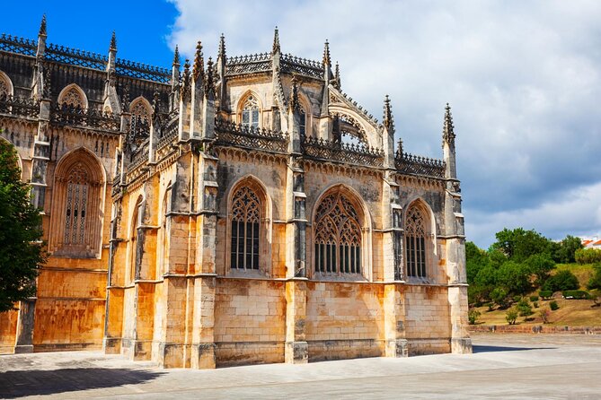 Fatima, Batalha, Nazaré & Óbidos Private Luxury Tour - Batalha Monastery: UNESCO grandeur and the Manueline connection