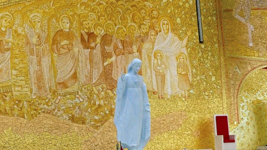 Fatima Full-Day Private Personalized Pilgrimage from Lisbon - Valinhos: The Monument of Our Lady and the Fourth Apparition Link