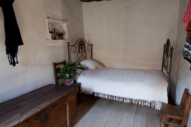 Fatima Guided Private Half day Tour - Casa de Lúcia: the youngest seer’s home and early interrogations