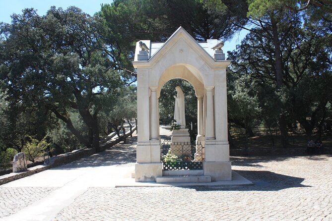 Fatima Half Day Private Tour from Lisbon - The Sanctuary of Fátima: where your time matters most