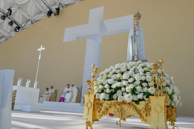 Fatima Half-Day Tour from Lisbon - Meeting at Praça do Marquês de Pombal: simple start, small-group feel