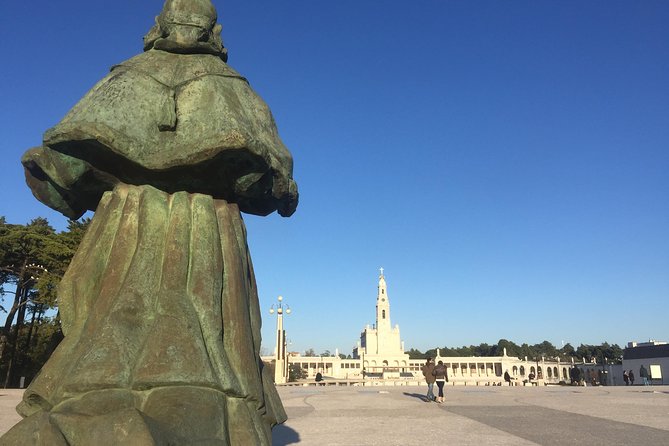 Fátima Message Private Tour with Candle Procession from Lisbon - The quick shopping-and-blessing stop (and why it’s more than errands)
